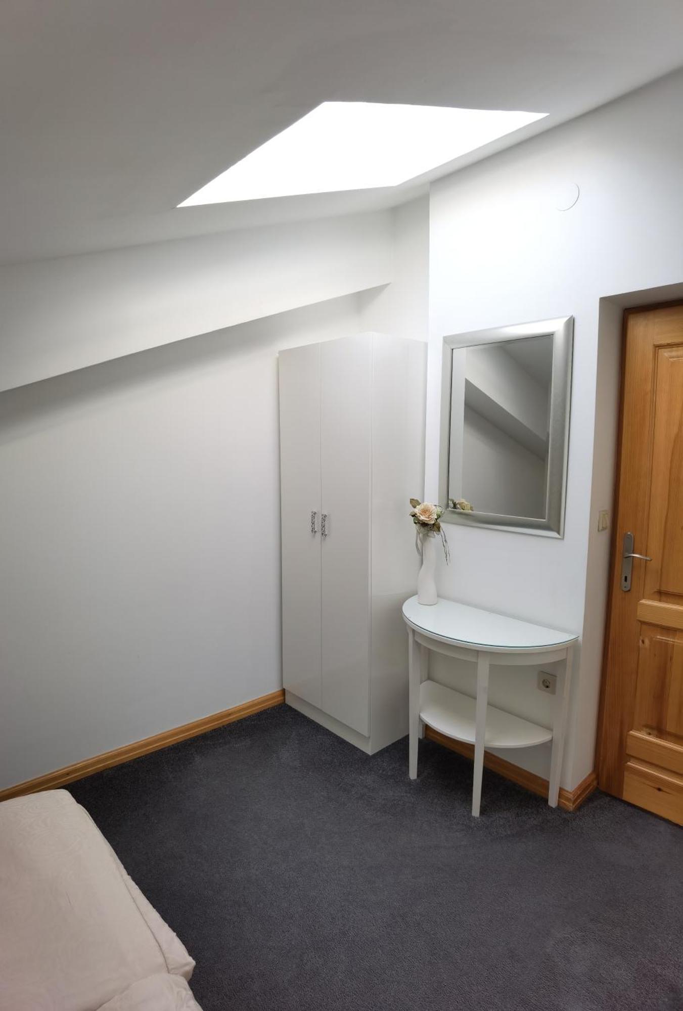 Apartment Skaline مالينسكا الغرفة الصورة
